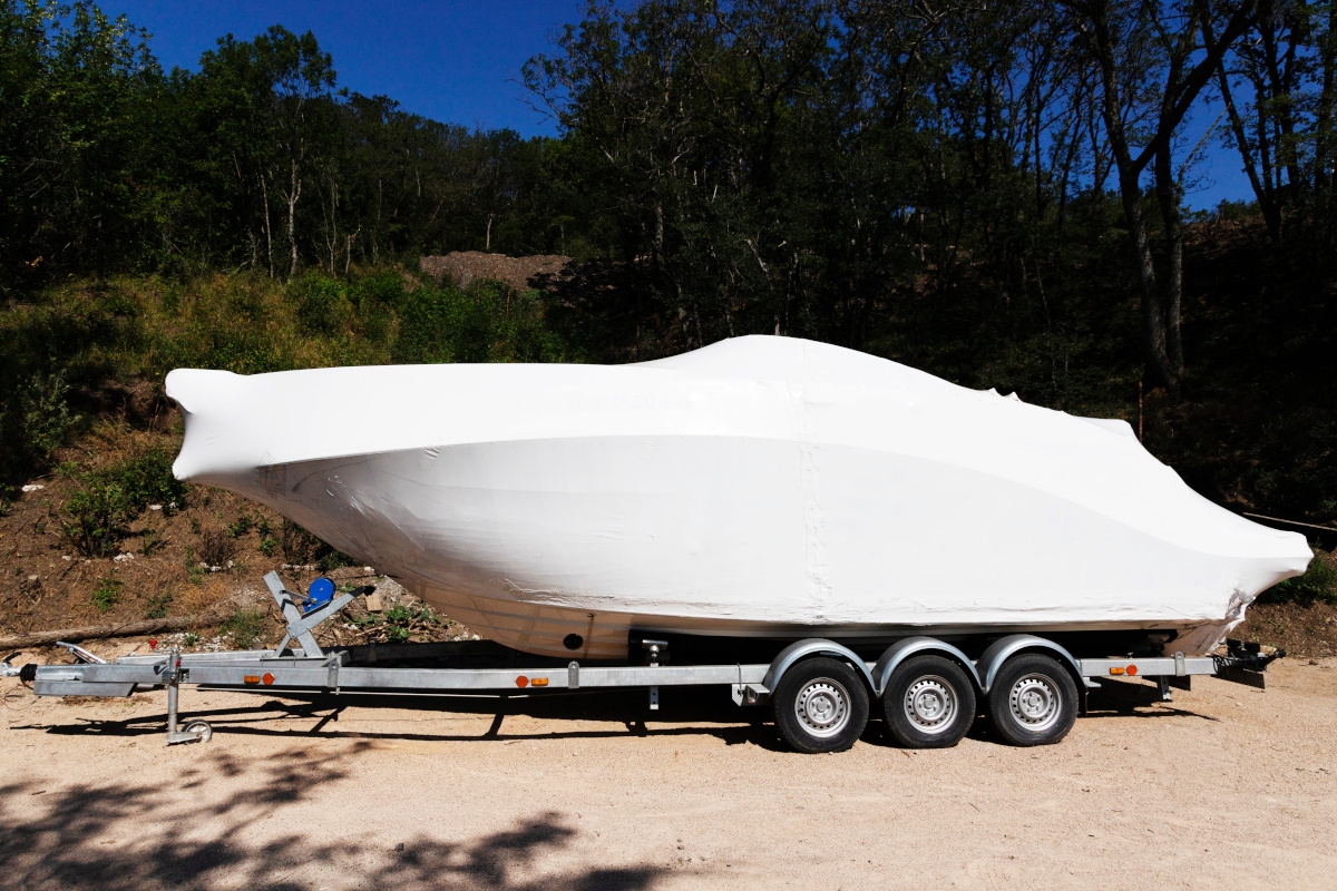 Boat winterization checklist lead image